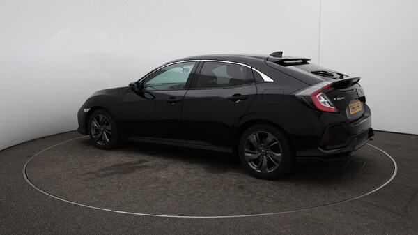 Used Honda Civic 2018 for sale - 76012589: Photo 35