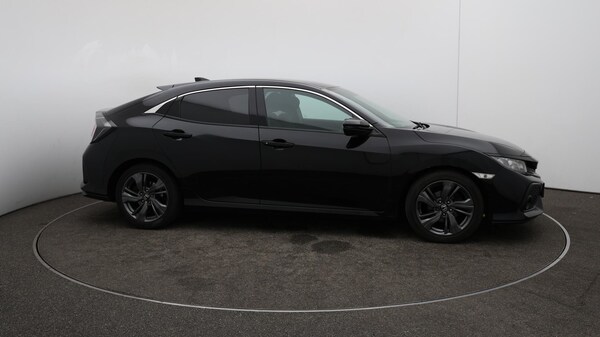 Used Honda Civic 2018 for sale - 76012589: Photo 47
