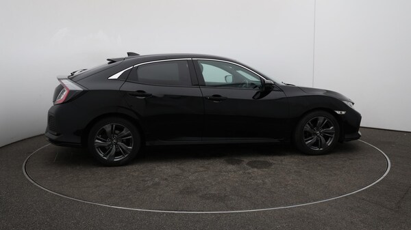 Used Honda Civic 2018 for sale - 76012589: Photo 49