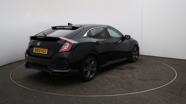 Used Honda Civic 2018 for sale - 76012589: Photo 53