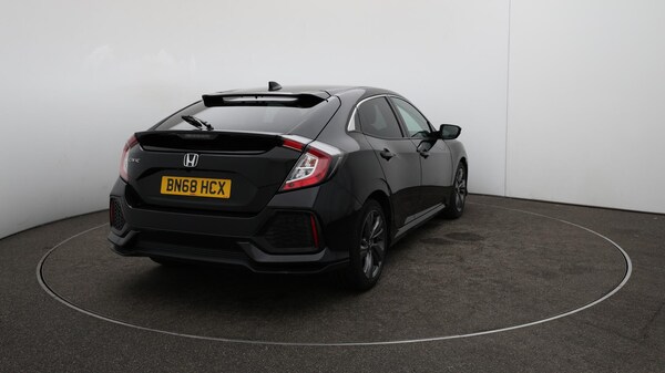 Used Honda Civic 2018 for sale - 76012589: Photo 54