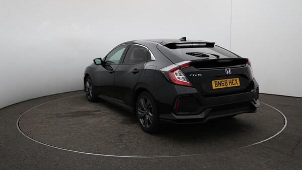 Used Honda Civic 2018 for sale - 76012589: Photo 60