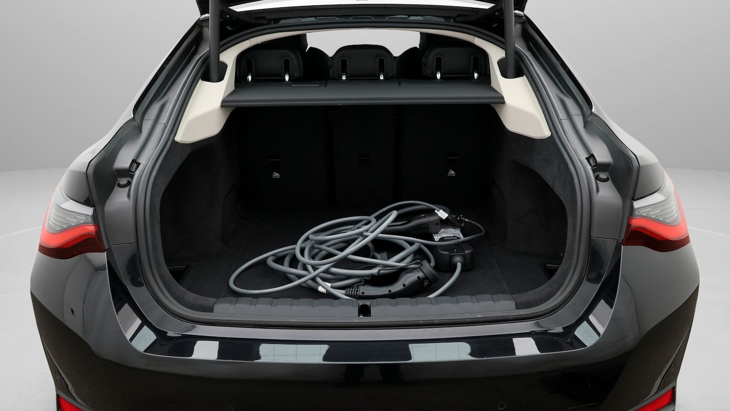 Used BMW i4 2022 for sale - 77124084: Photo 17