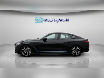 Used BMW i4 2022 for sale - 77124084: Photo