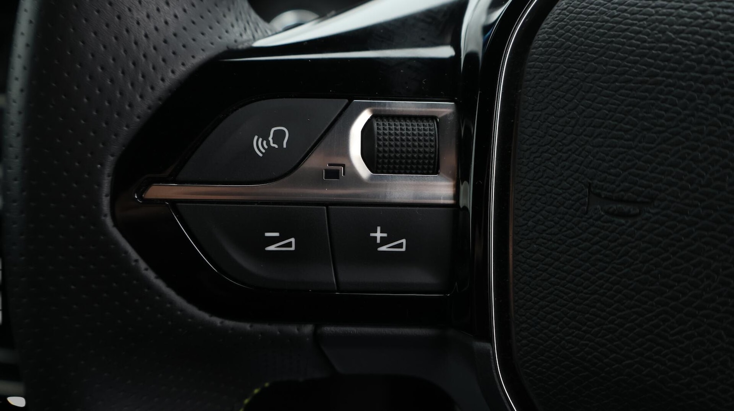 Used Peugeot 2008 2022 for sale - 76538560: Photo 24