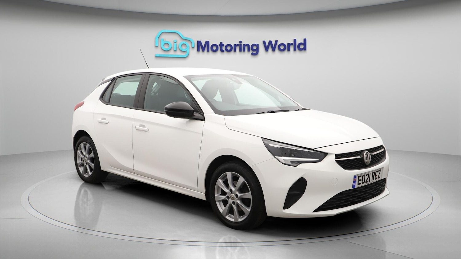 Used Vauxhall Corsa 2021 for sale - 76094182: Photo 2