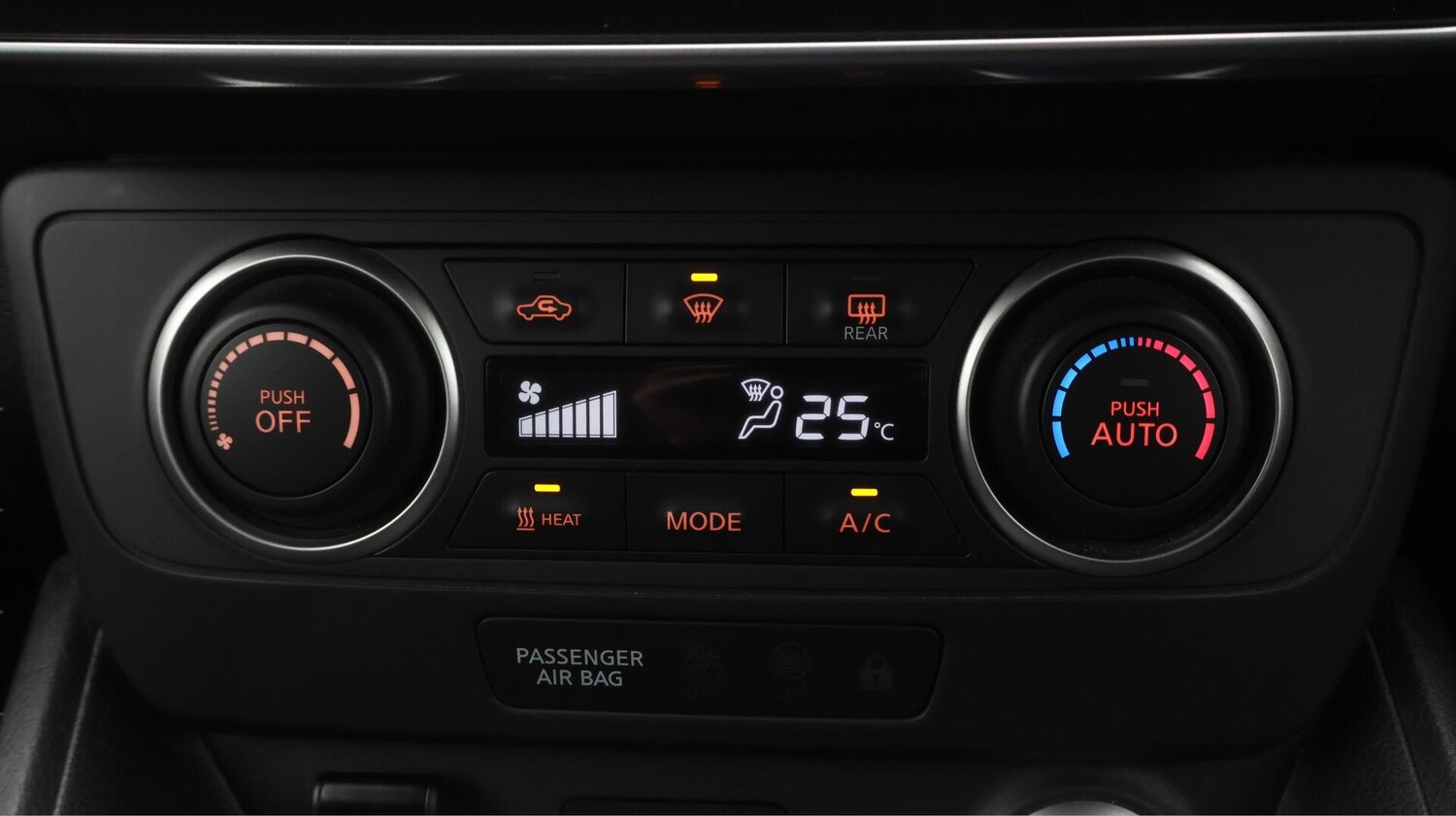 Used Nissan Leaf for sale - 76735321: Photo 13