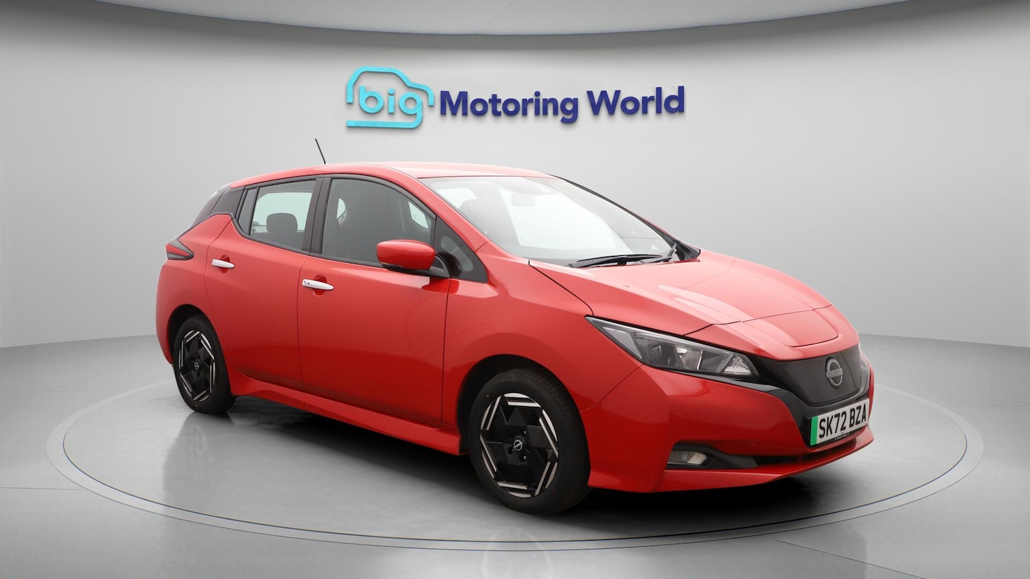 Used Nissan Leaf for sale - 76735321: Photo 2