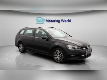 Used Volkswagen Golf 2019 for sale - 75477777: Photo