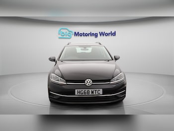 Used Volkswagen Golf 2019 for sale - 75477777: Photo