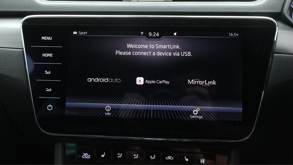 Used Skoda Superb 2017 for sale - 76136944: Photo 28