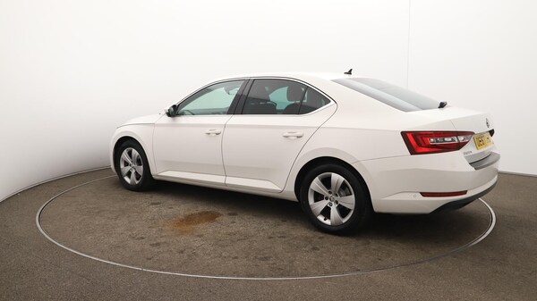 Used Skoda Superb 2017 for sale - 76136944: Photo 37
