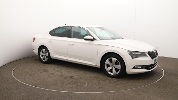Used Skoda Superb 2017 for sale - 76136944: Photo 47