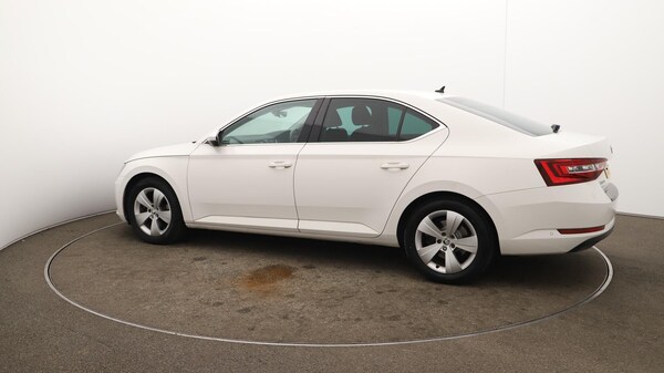 Used Skoda Superb 2017 for sale - 76136944: Photo 49