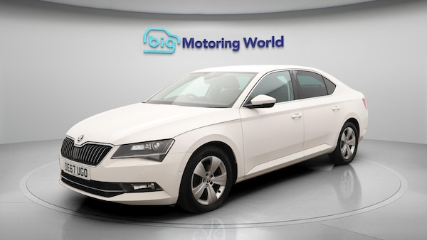 Used Skoda Superb 2017 for sale - 76136944: Photo 4