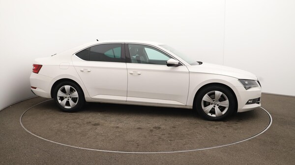 Used Skoda Superb 2017 for sale - 76136944: Photo 50