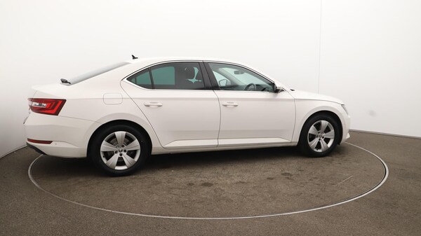 Used Skoda Superb 2017 for sale - 76136944: Photo 53