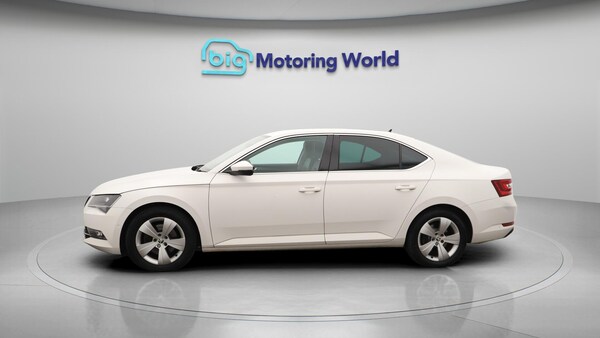 Used Skoda Superb 2017 for sale - 76136944: Photo 5