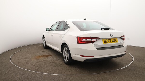 Used Skoda Superb 2017 for sale - 76136944: Photo 63