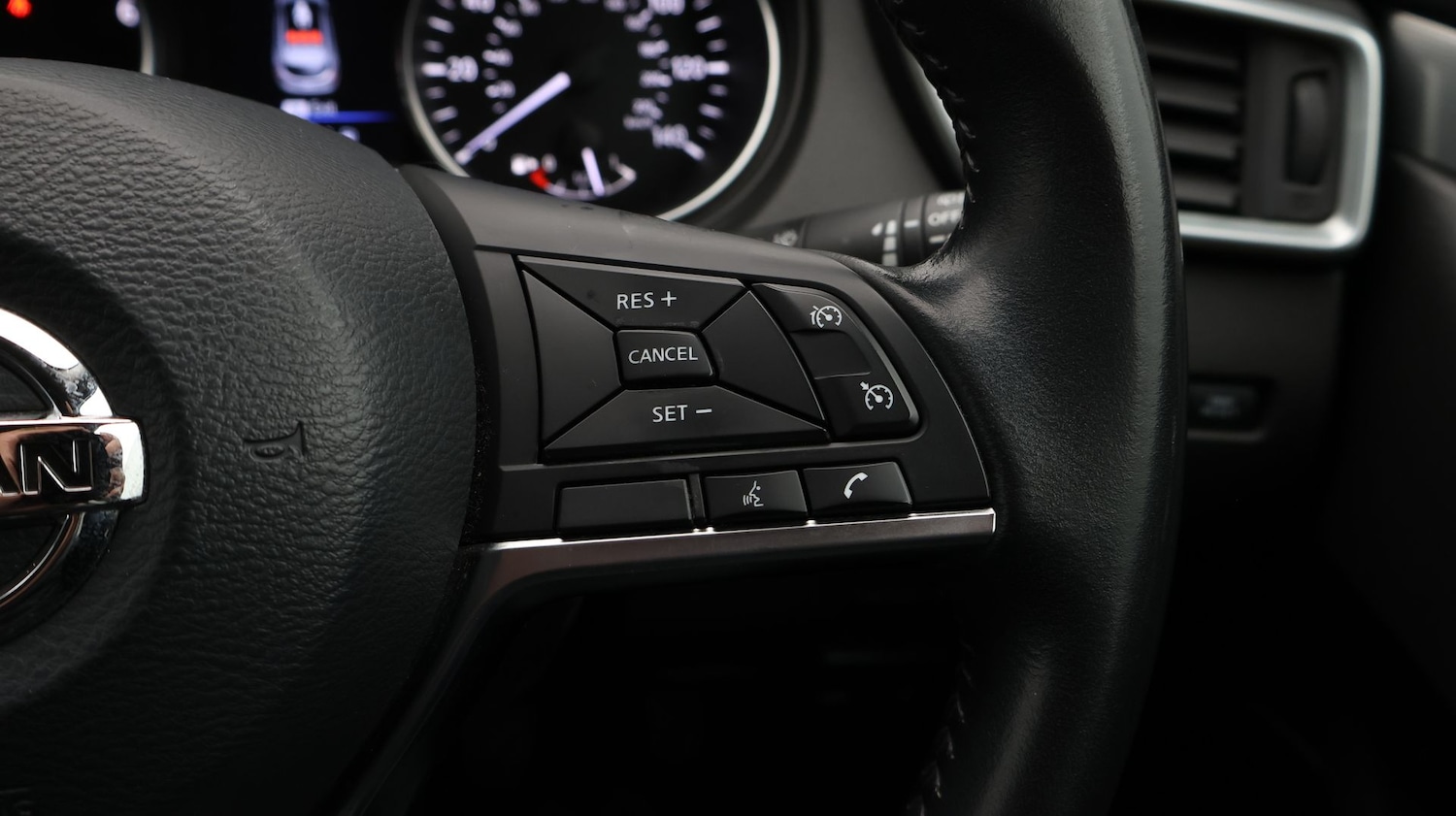 Used Nissan Qashqai 2019 for sale - 77764304: Photo 24