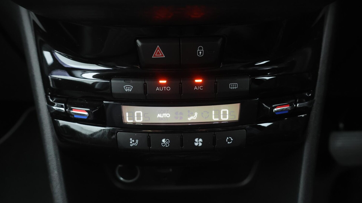 Used Peugeot 2008 2018 for sale - 76644804: Photo 13