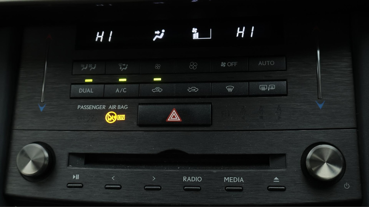 Used Lexus IS 2019 for sale - 76108513: Photo 13