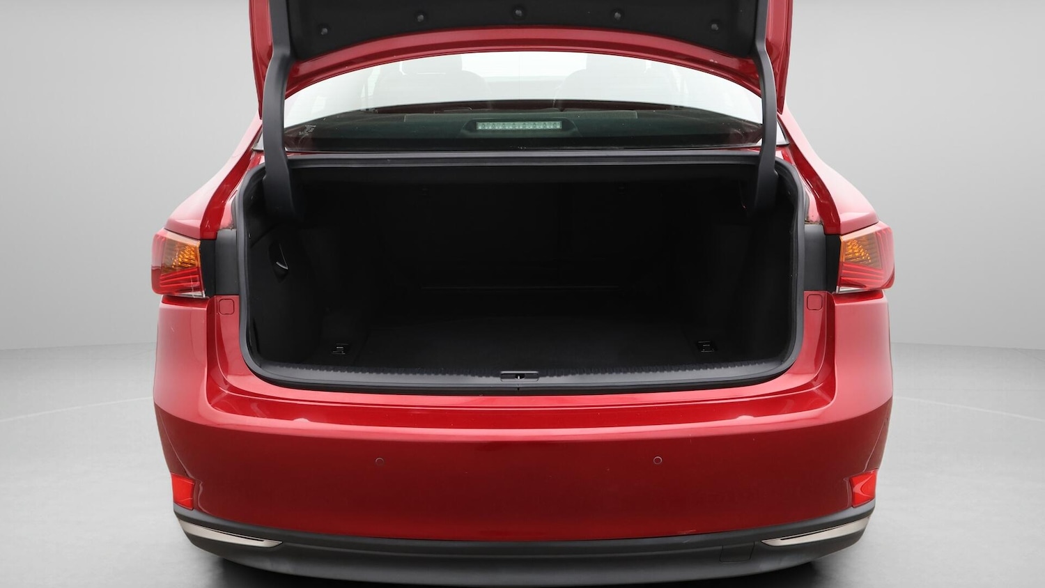 Used Lexus IS 2019 for sale - 76108513: Photo 18