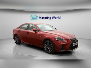 Used Lexus IS 2019 for sale - 76108513: Photo 2