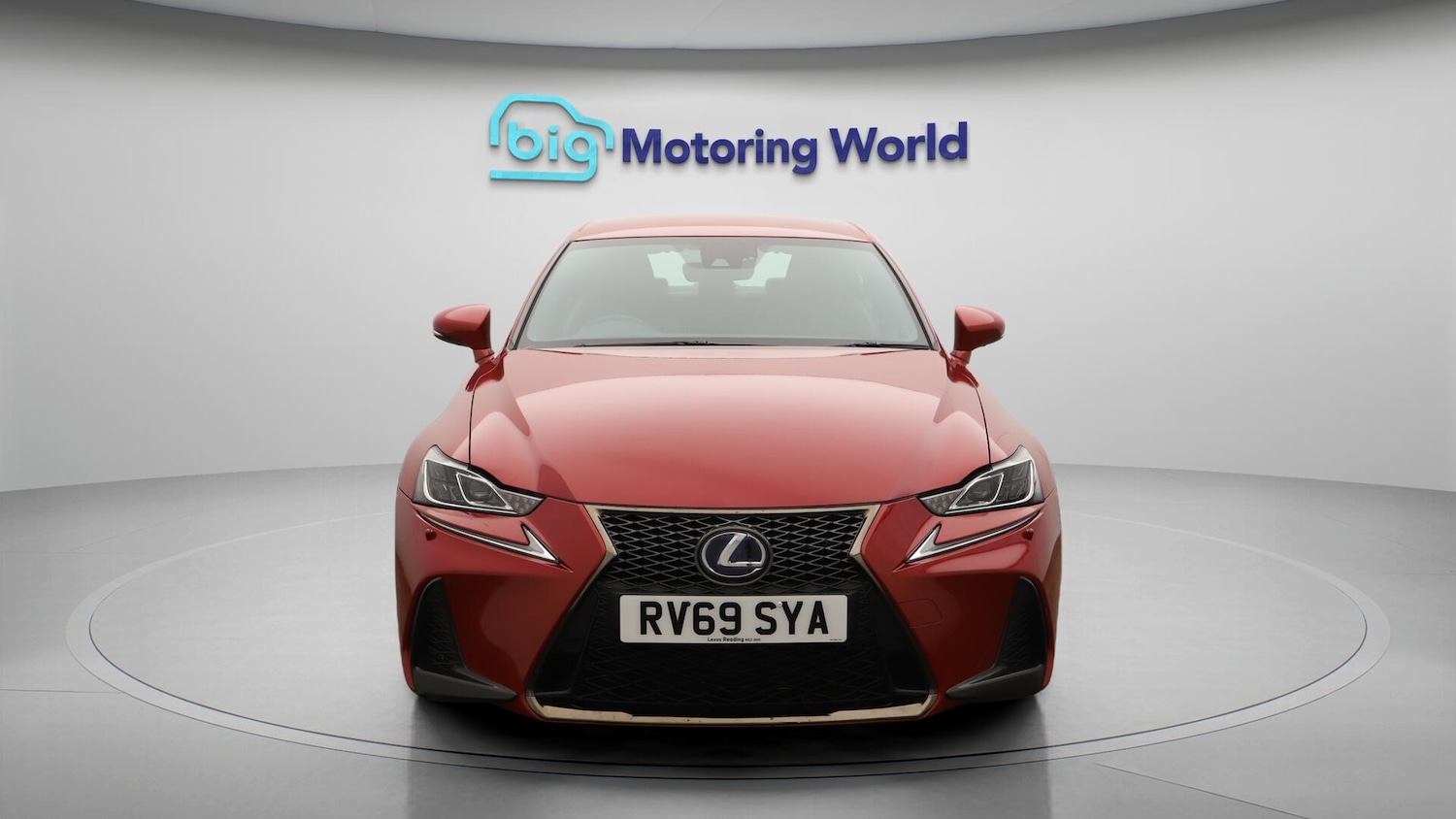 Used Lexus IS 2019 for sale - 76108513: Photo 3