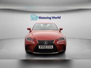 Used Lexus IS 2019 for sale - 76108513: Photo 3