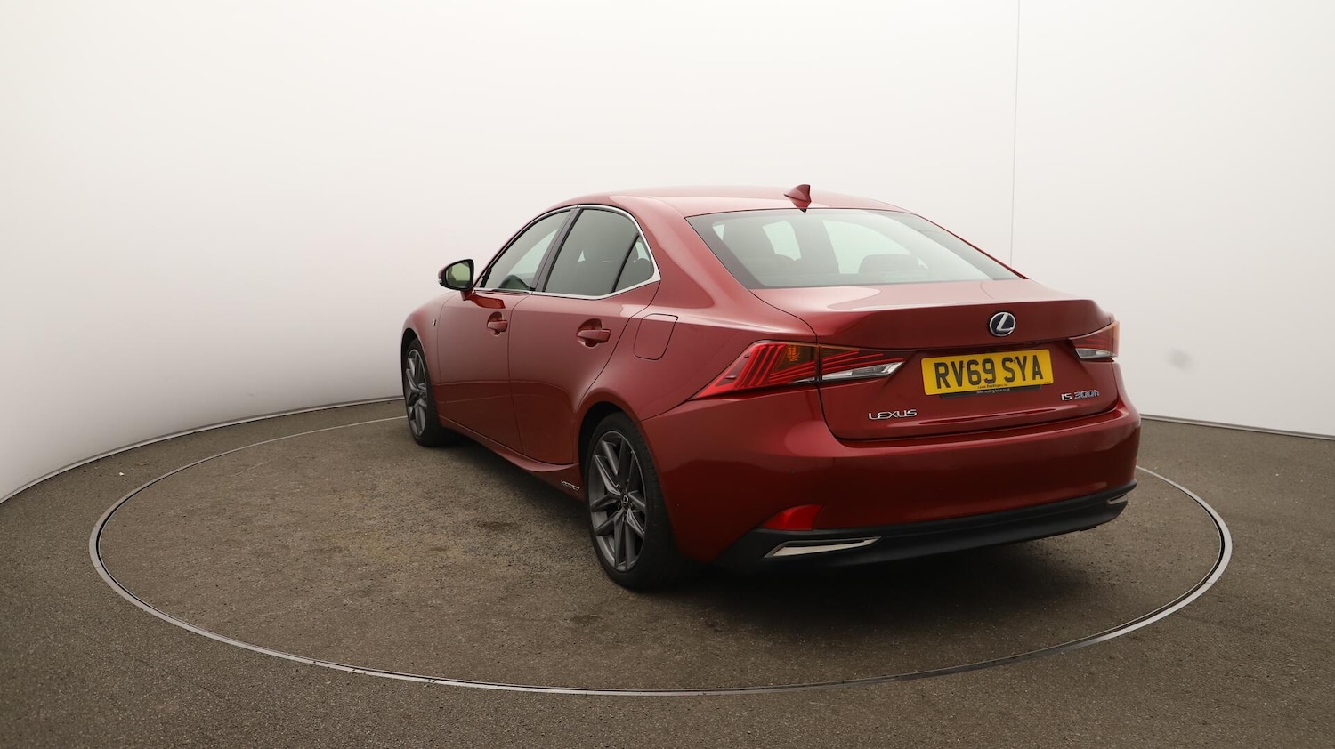 Used Lexus IS 2019 for sale - 76108513: Photo 61
