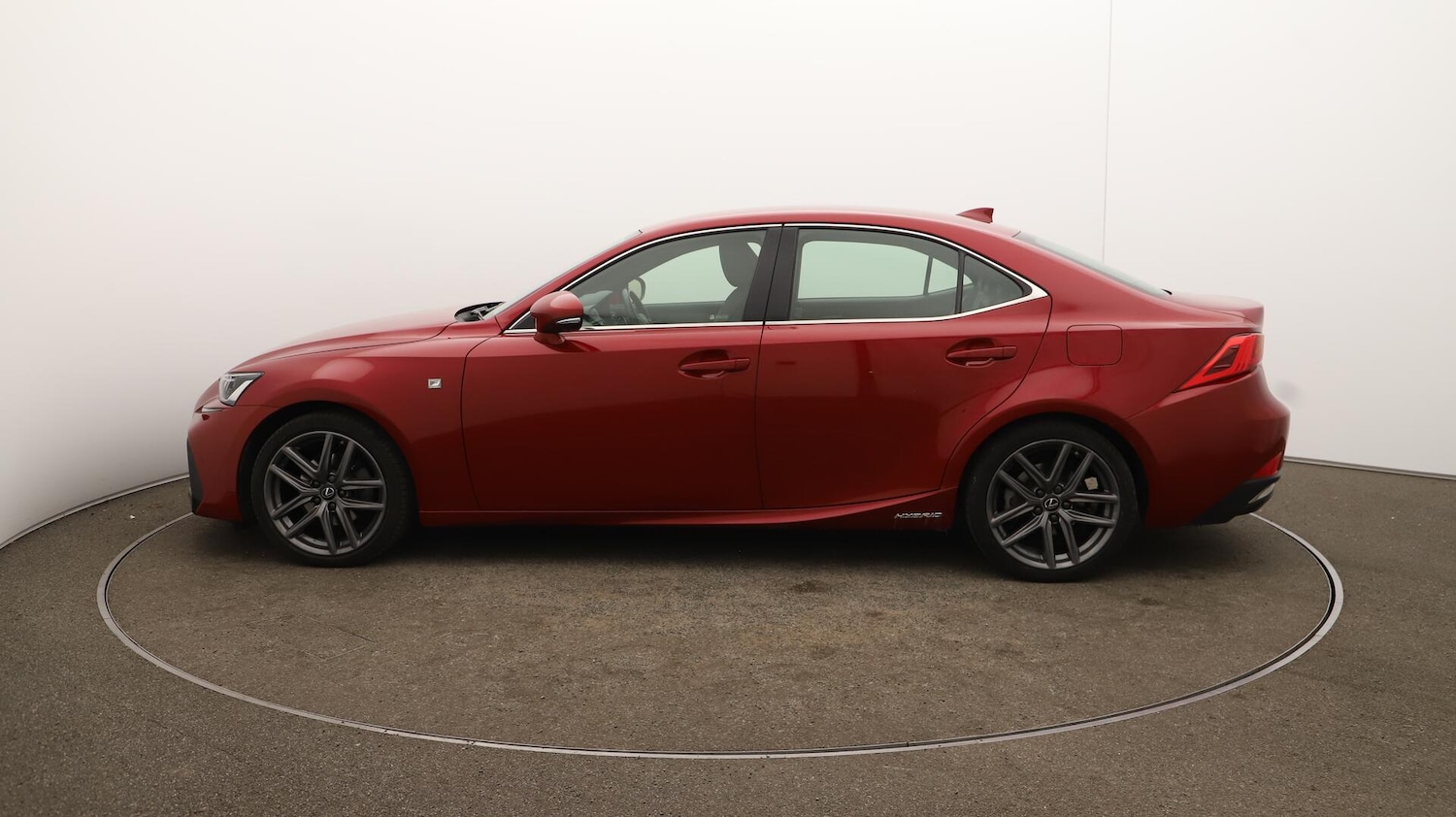 Used Lexus IS 2019 for sale - 76108513: Photo 64