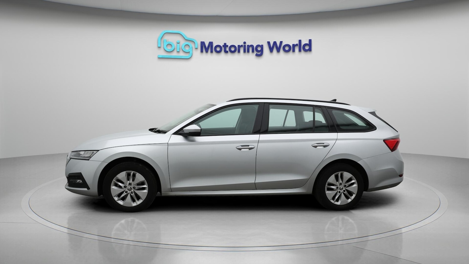 Used Skoda Octavia 2023 for sale - 76657911: Photo 5