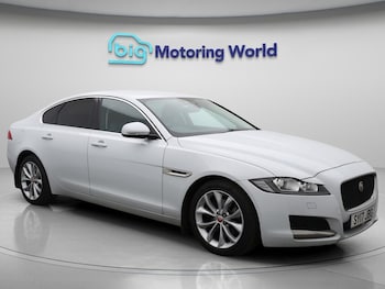 Used Jaguar XF 2017 for sale - 75966066: Photo