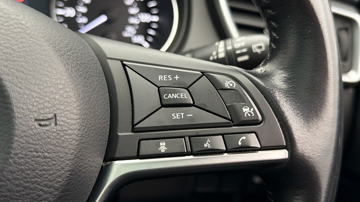 Used Nissan Qashqai for sale - 78026332: Photo 27