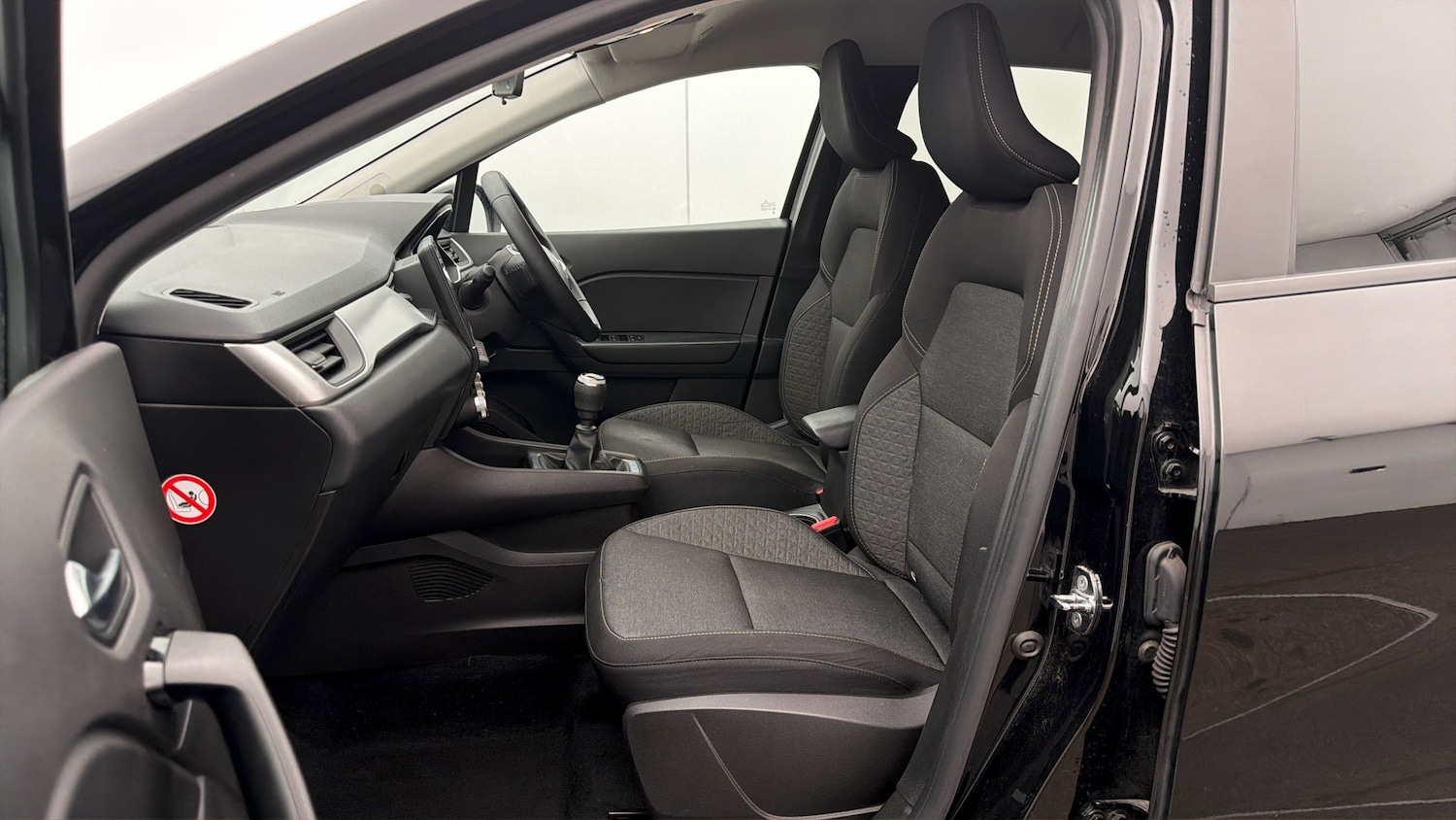 Used Renault Captur 2023 for sale - 77947231: Photo 13