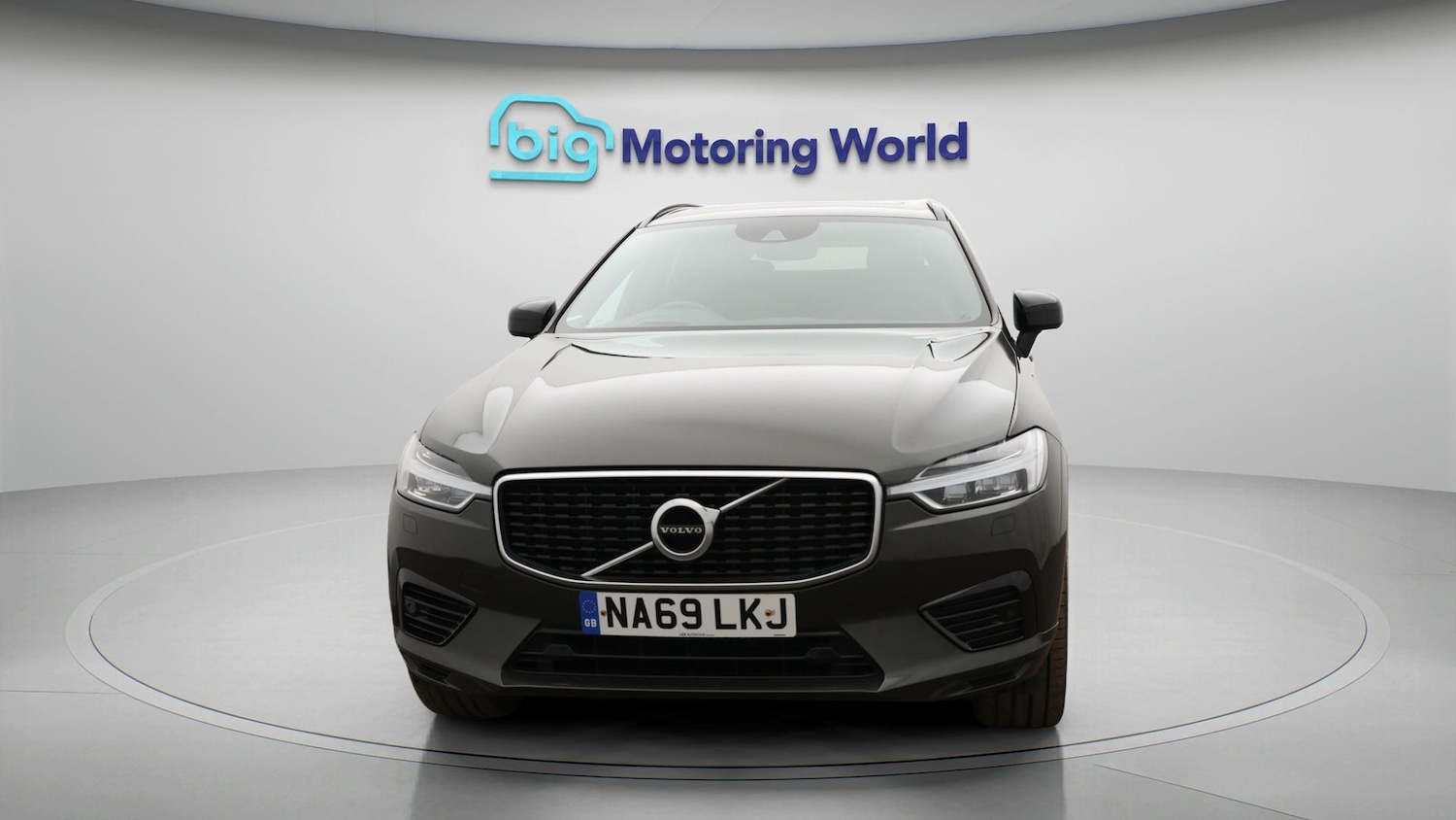 Used Volvo XC60 2019 for sale - 77812911: Photo 2
