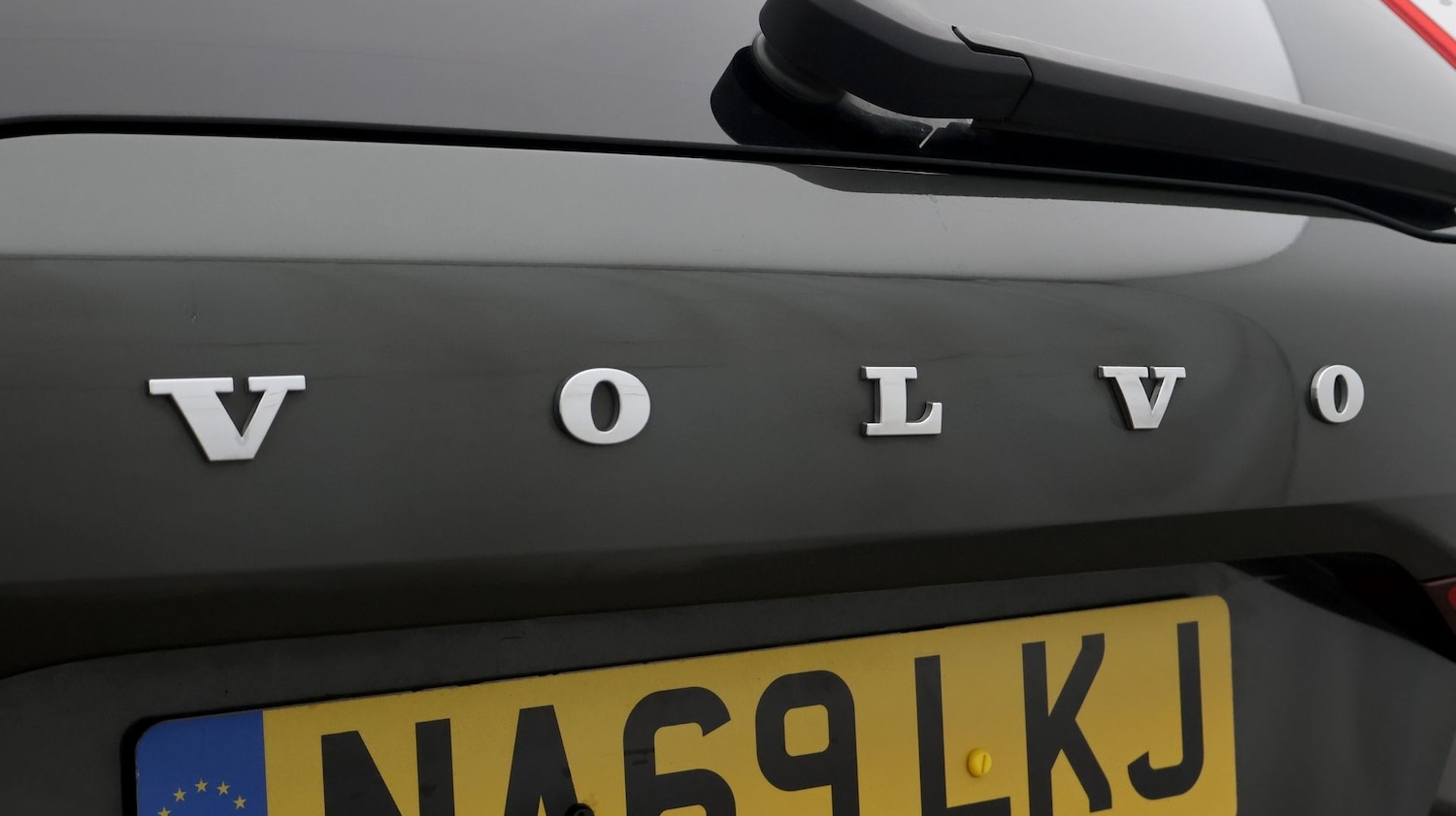 Used Volvo XC60 2019 for sale - 77812911: Photo 22