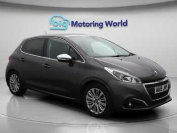 (19) - 1.2 PureTech Tech Edition Hatchback 5dr Petrol Manual Euro 6 (s/s) (82 ps)