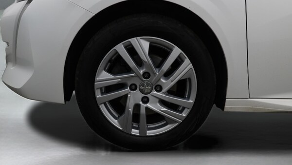 Used Peugeot 208 2022 for sale - 75401968: Photo 19