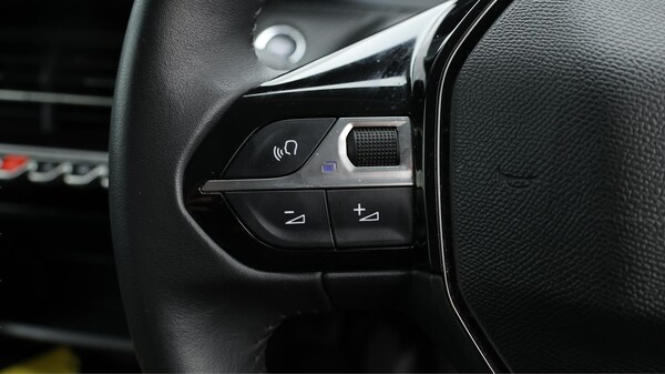 Used Peugeot 208 2022 for sale - 75401968: Photo 23