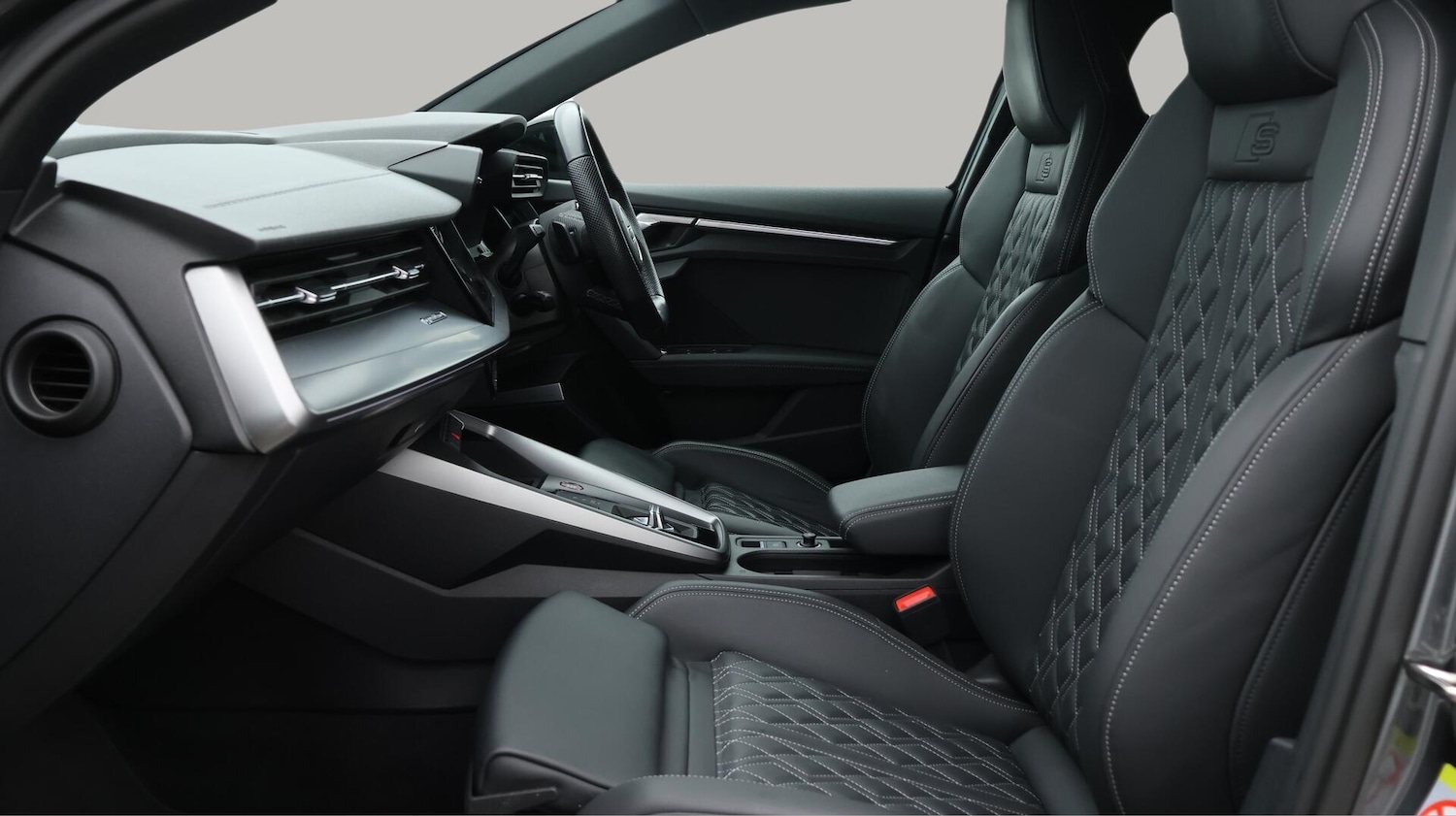 Used Audi S3 2023 for sale - 76282586: Photo 15