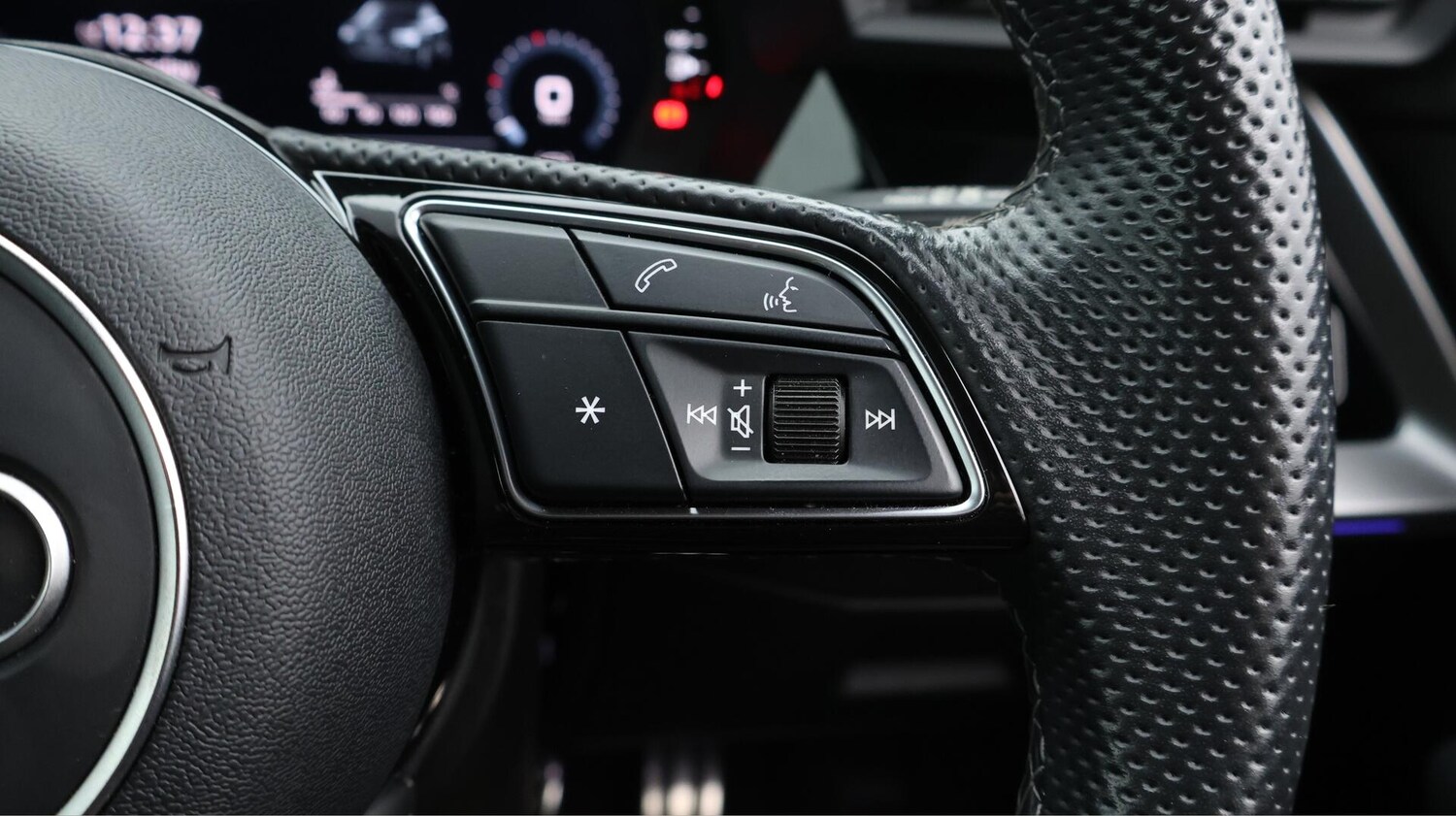 Used Audi S3 2023 for sale - 76282586: Photo 25