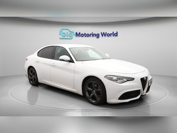 Used Alfa Romeo Giulia 2018 for sale - 76137284: Photo 2
