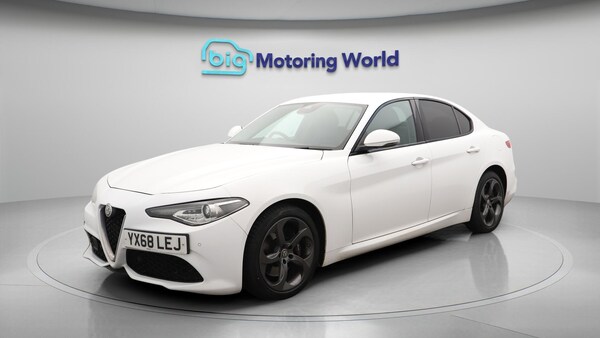 Used Alfa Romeo Giulia 2018 for sale - 76137284: Photo 4
