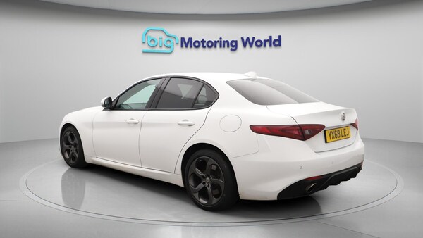 Used Alfa Romeo Giulia 2018 for sale - 76137284: Photo 6