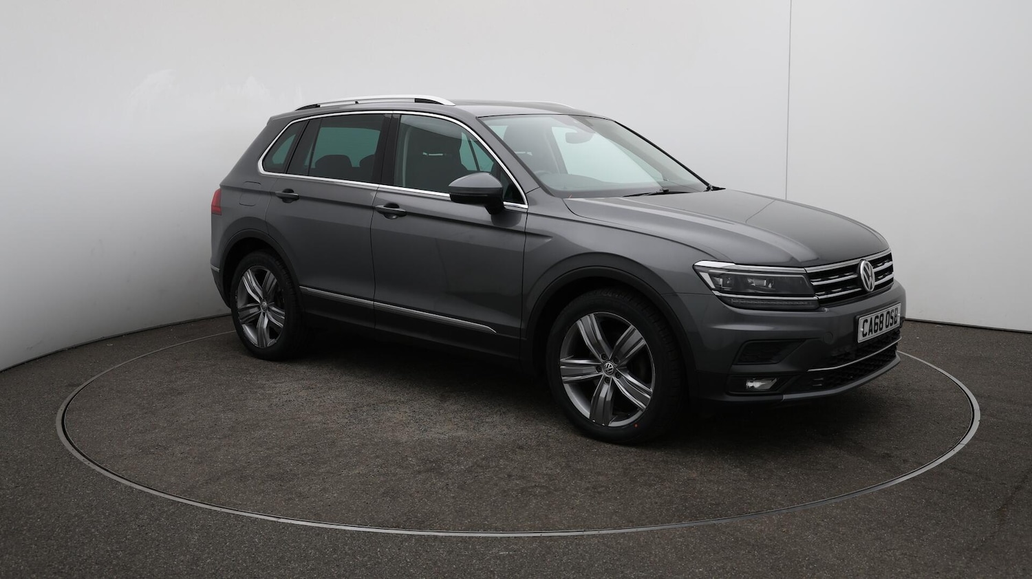 Used Volkswagen Tiguan 2018 for sale - 76152642: Photo 28