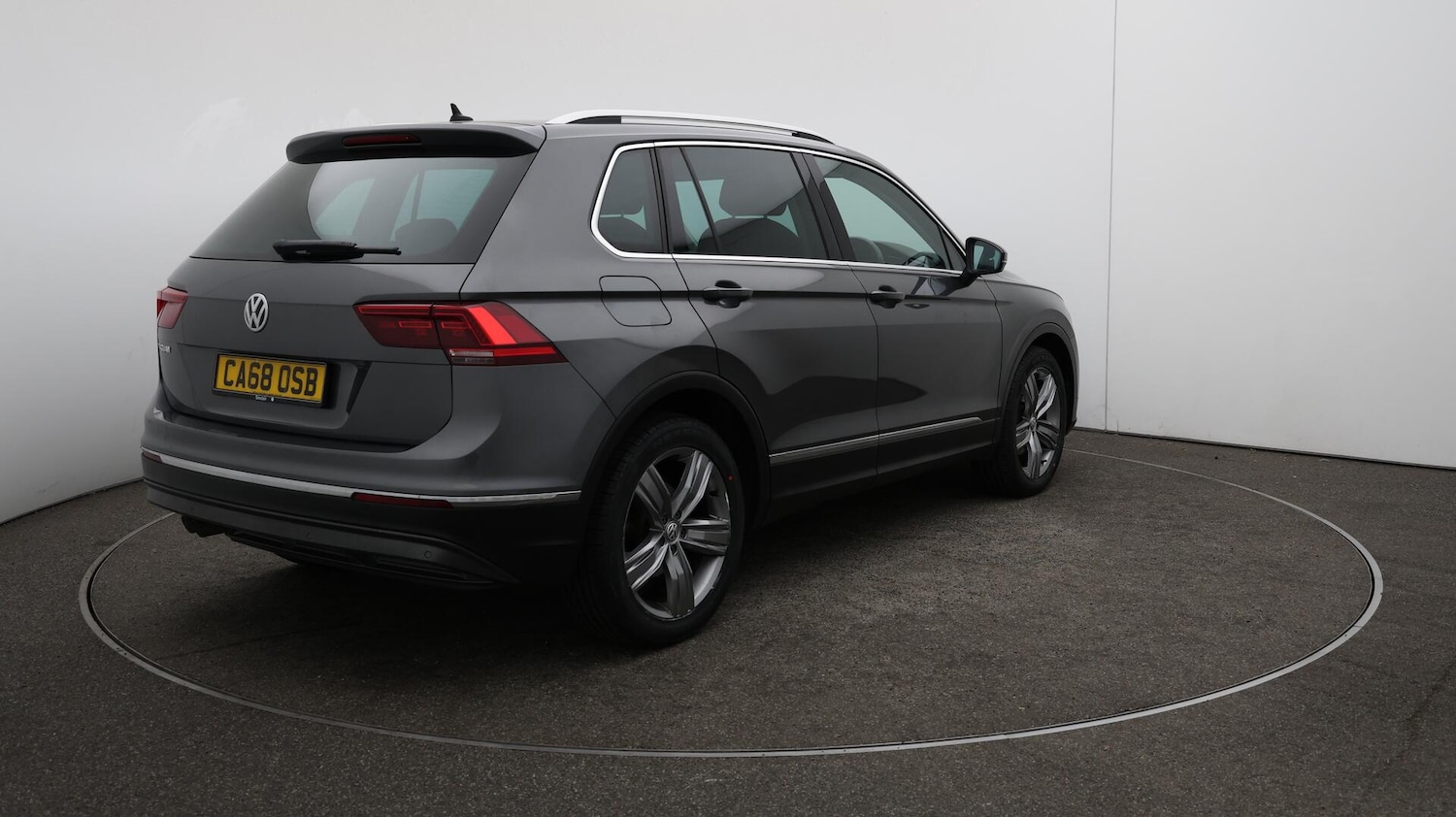 Used Volkswagen Tiguan 2018 for sale - 76152642: Photo 38