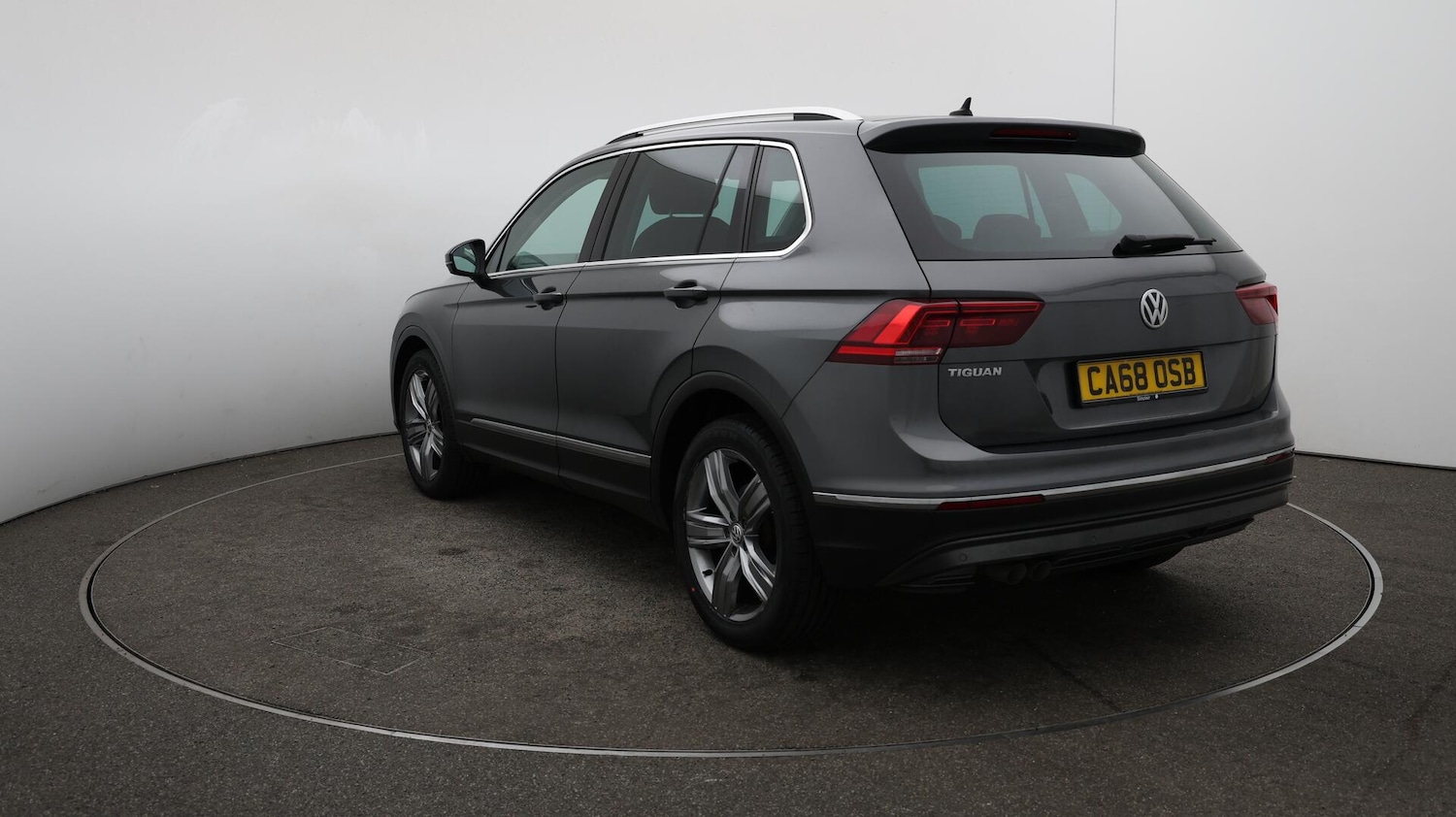 Used Volkswagen Tiguan 2018 for sale - 76152642: Photo 45