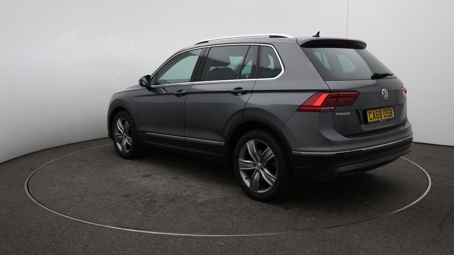 Used Volkswagen Tiguan 2018 for sale - 76152642: Photo 46